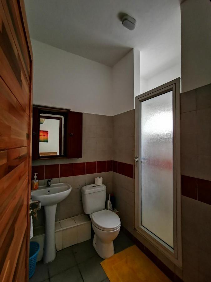 Oceanside Licenced Tourist Residence Flic en Flac ภายนอก รูปภาพ